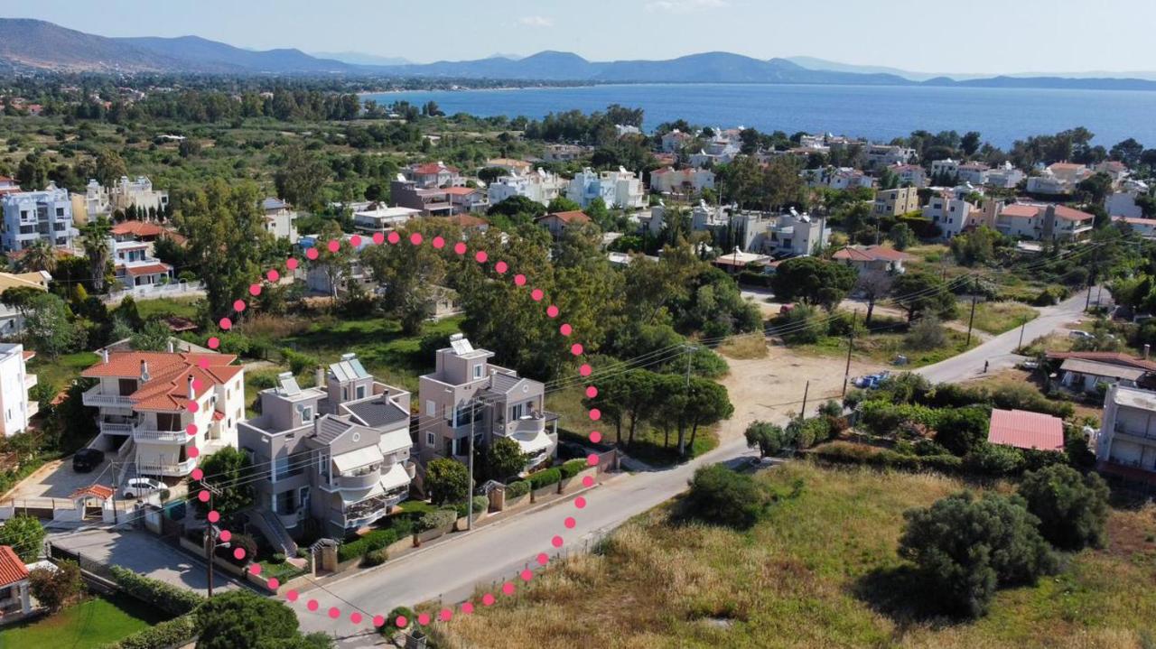 Helios: Charming Beach Home Next To Crystal Waters Néa Mákri エクステリア 写真